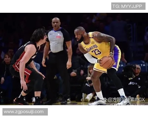 2014年NBA骑士与火箭激战回顾:精彩瞬间与球星表现分析 2014年NBA骑士与火箭激战回顾:精彩瞬间与球星表现分析