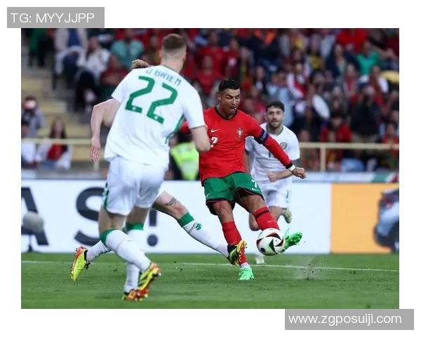 灵动脚步与智慧战术会跑位的足球明星们的精彩瞬间